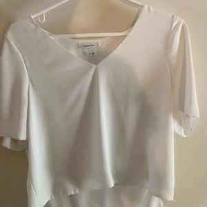 Babaton classy loose V-neck top